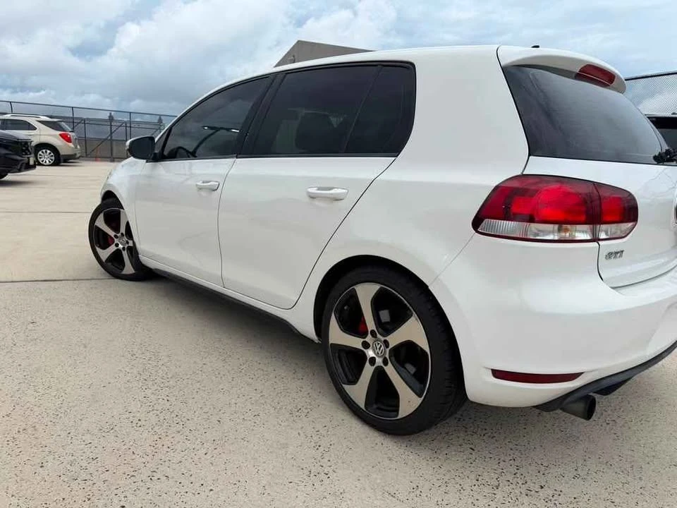 2013 Volkswagen GTI Mk6 - Image 2 of 15