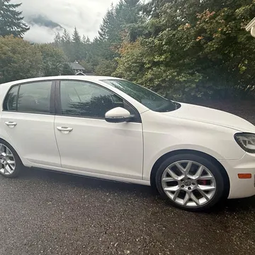 2013 Volkswagen GTI 2.0T Hatchback