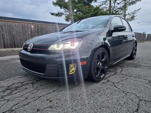 2013 Volkswagen GTI 2.0T Hatchback Sedan 4D