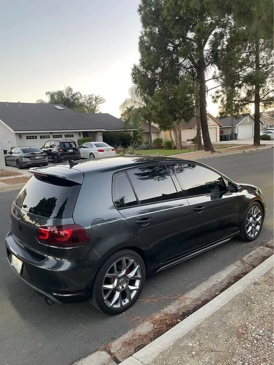 2013 Volkswagen GTI Mk6 - Image 2 of 11