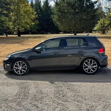 2013 Volkswagen GTI Driver's Edition