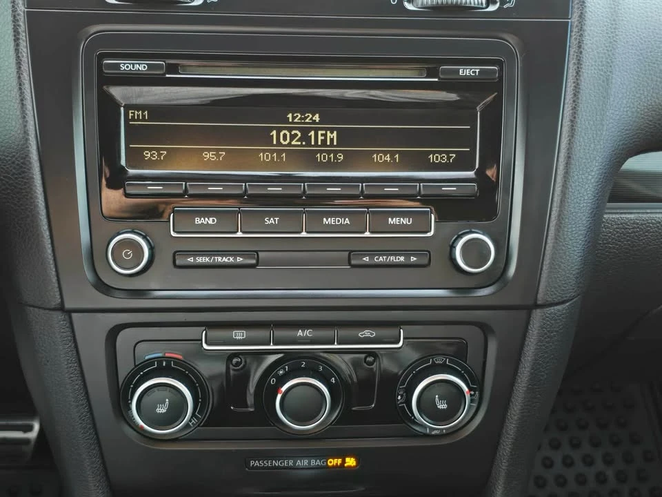2013 Volkswagen Golf - Image 14 of 16