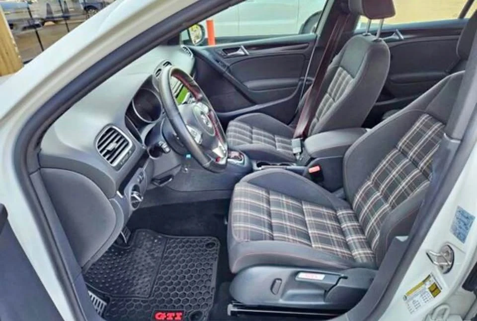 2013 Volkswagen GTI Mk6 - Image 11 of 14