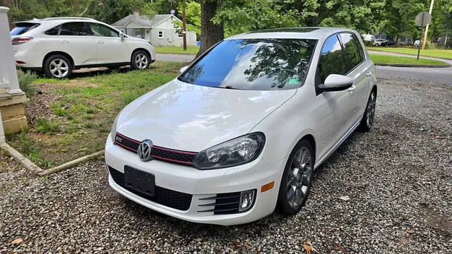 2013 Volkswagen GTI Wolfsburg Edition