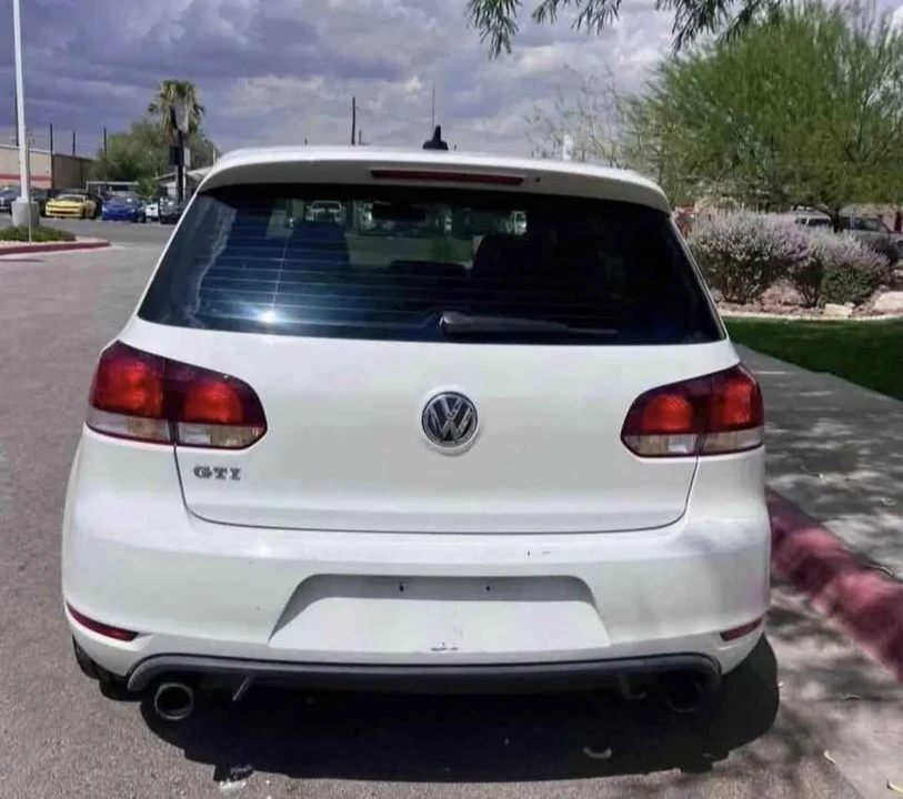 2013 Volkswagen GTI Mk6 - Image 2 of 6