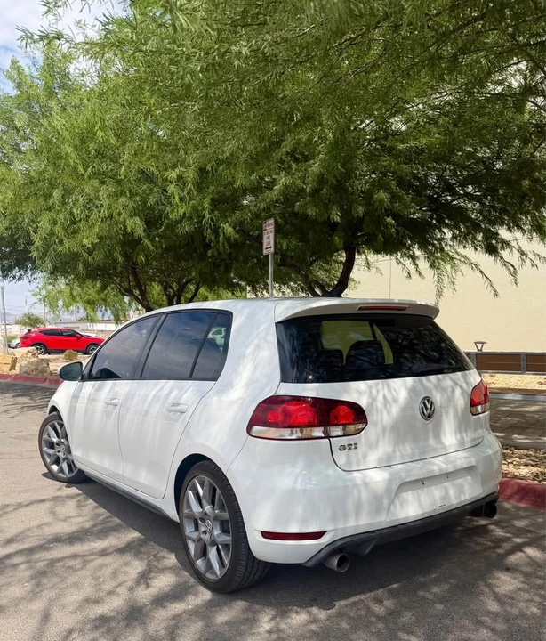 2013 Volkswagen GTI Mk6 - Image 9 of 12