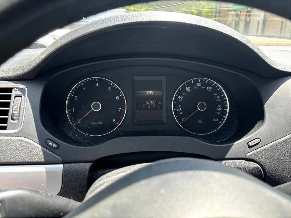 2013 Volkswagen A6 Jetta - Image 16 of 20