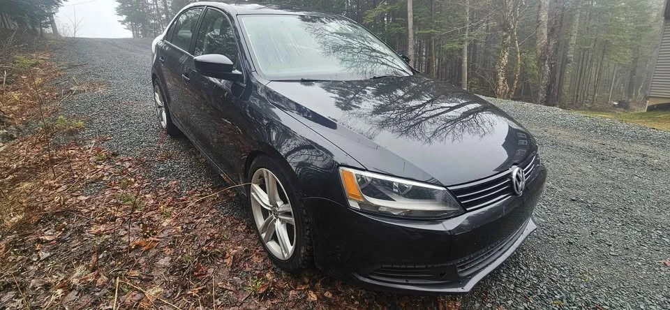2013 Volkswagen A6 Jetta - Image 2 of 3