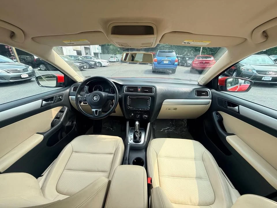 2013 Volkswagen A6 Jetta - Image 12 of 20