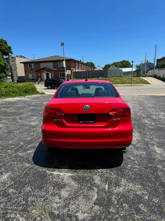 2013 Volkswagen A6 Jetta - Image 5 of 9