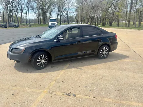 2013 Volkswagen Jetta 2.5L SE Sedan 4D