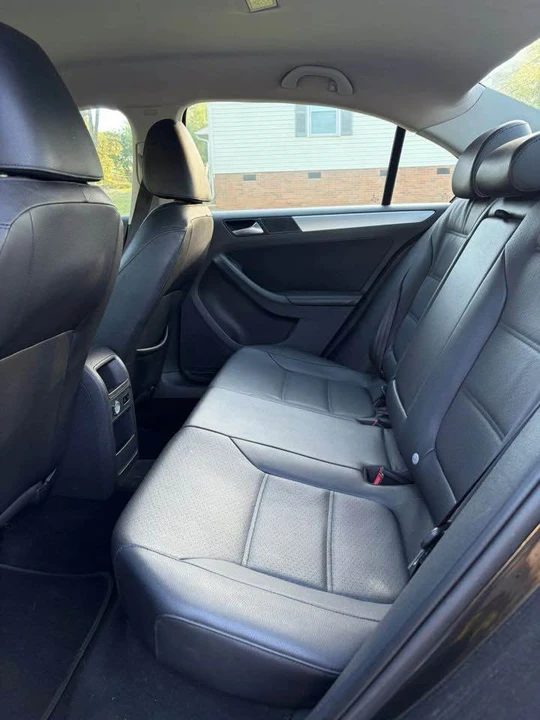 2013 Volkswagen A6 Jetta - Image 9 of 13