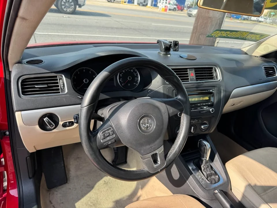 2013 Volkswagen A6 Jetta - Image 15 of 20