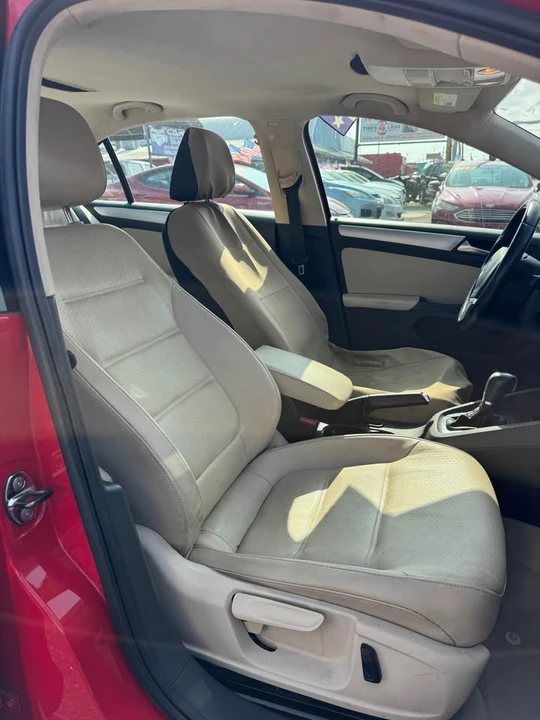 2013 Volkswagen A6 Jetta - Image 6 of 20