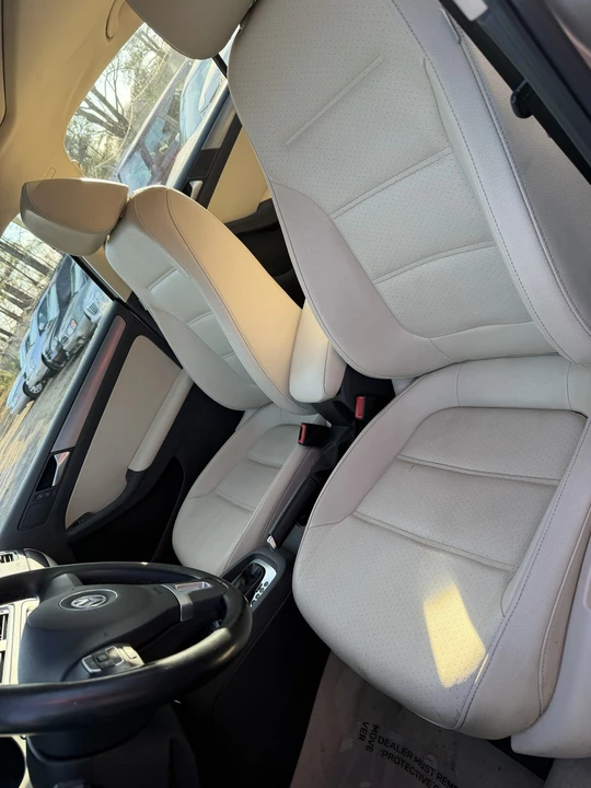 2013 Volkswagen A6 Jetta - Image 5 of 21
