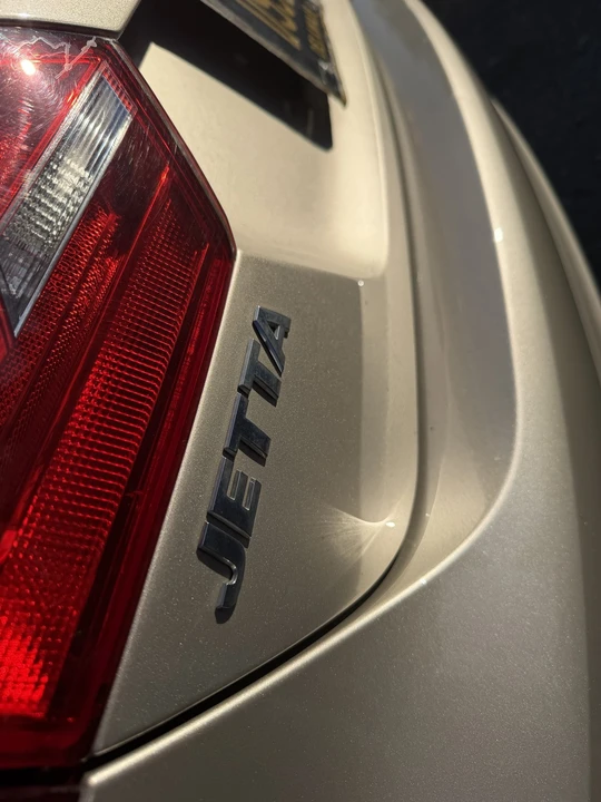 2013 Volkswagen A6 Jetta - Image 9 of 21