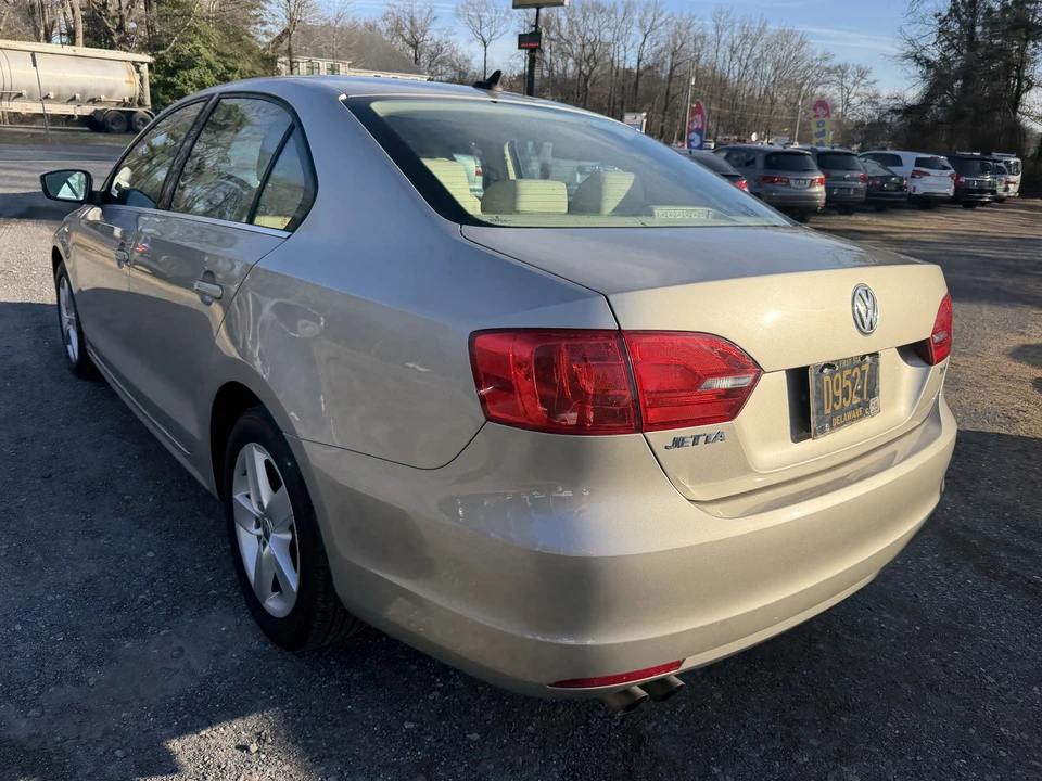 2013 Volkswagen A6 Jetta - Image 17 of 21