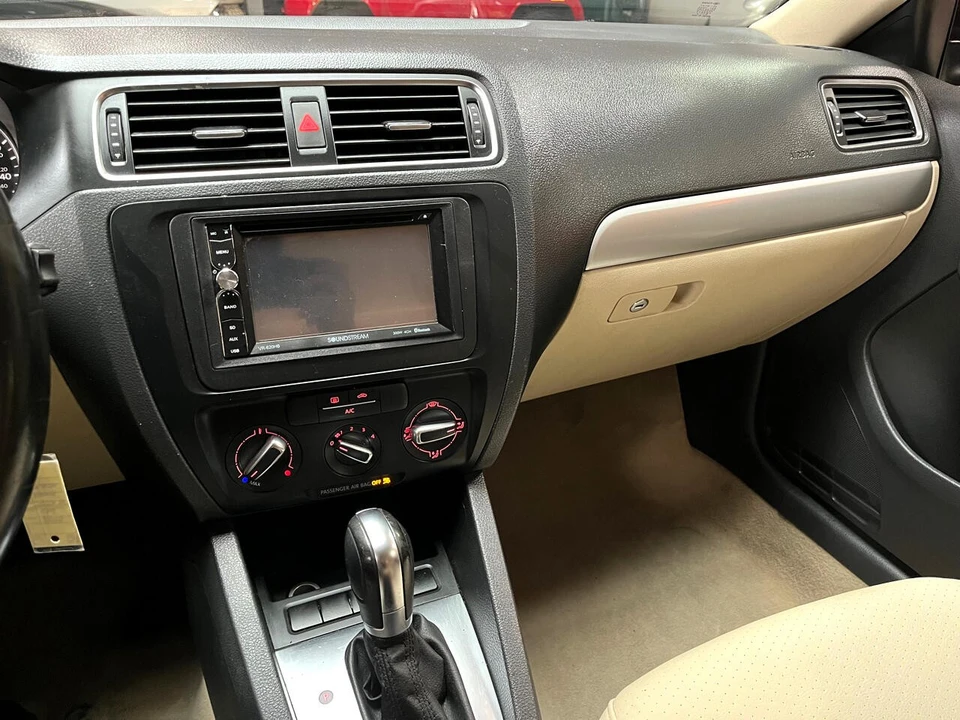 2013 Volkswagen A6 Jetta - Image 17 of 21