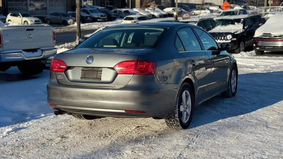 2013 Volkswagen A6 Jetta - Image 5 of 20