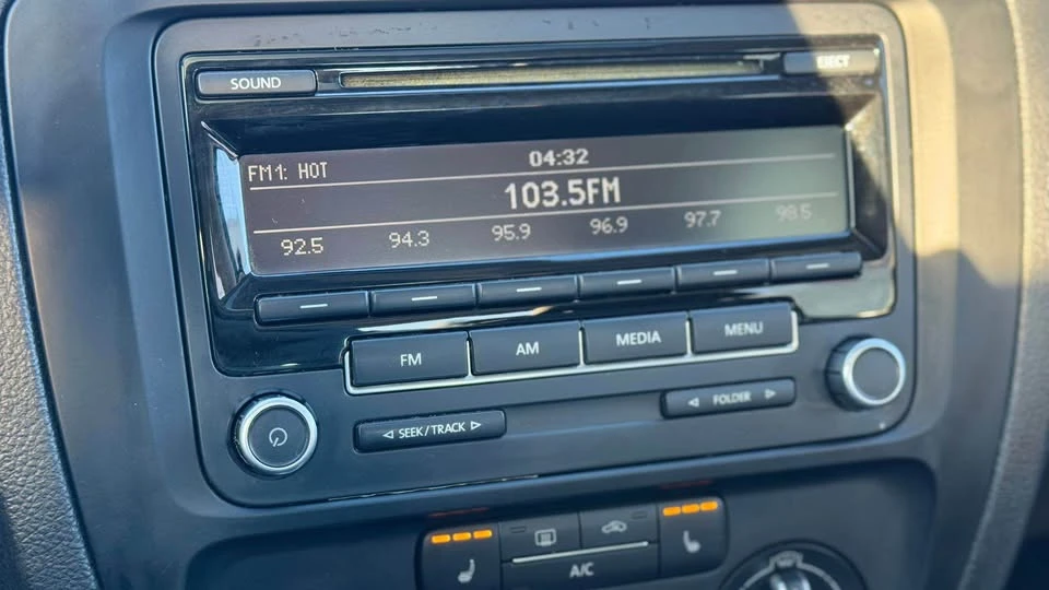2013 Volkswagen A6 Jetta - Image 14 of 20