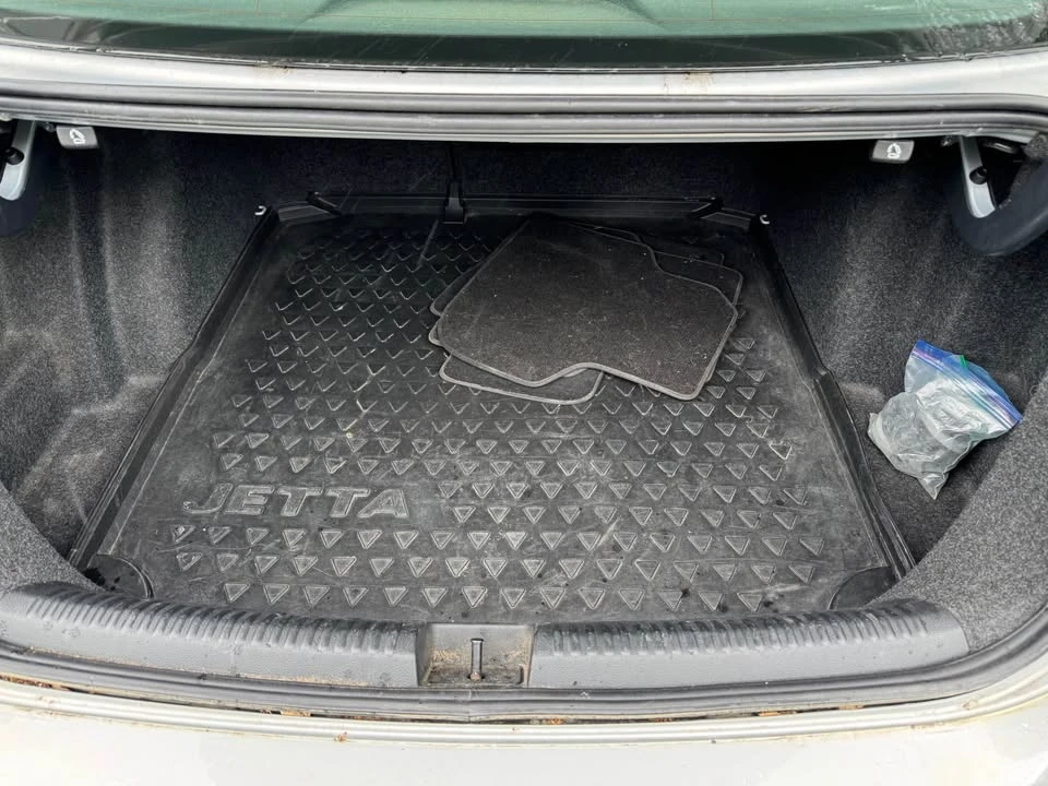2013 Volkswagen A6 Jetta - Image 9 of 11