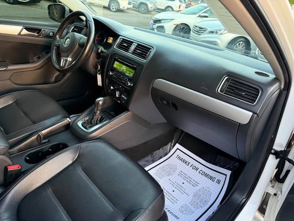 2013 Volkswagen A6 Jetta - Image 9 of 20