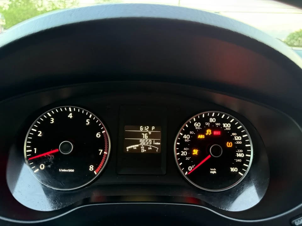 2013 Volkswagen A6 Jetta - Image 14 of 20