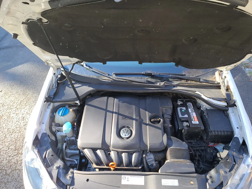 2013 Volkswagen A6 Jetta - Image 8 of 20