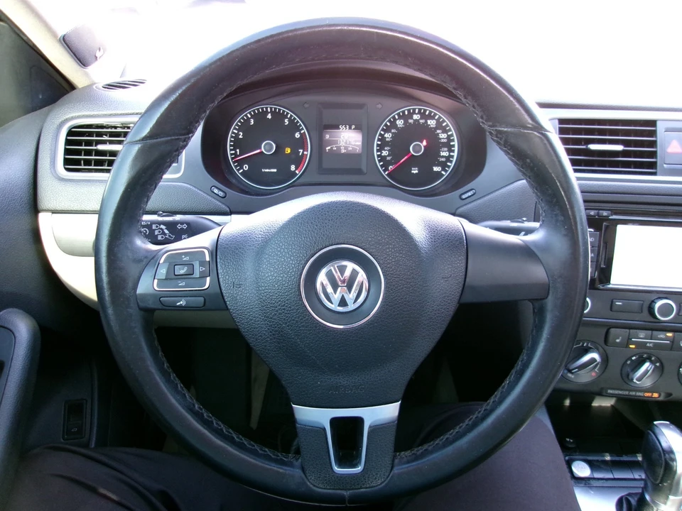 2013 Volkswagen A6 Jetta - Image 19 of 20