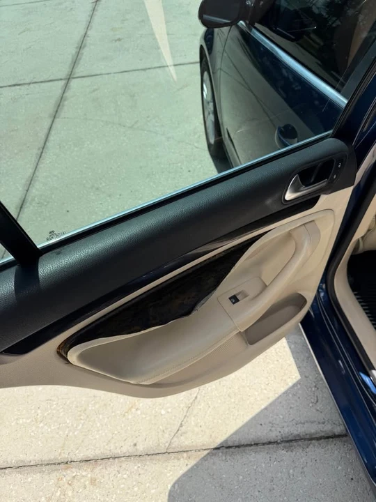 2013 Volkswagen A6 Jetta - Image 12 of 15