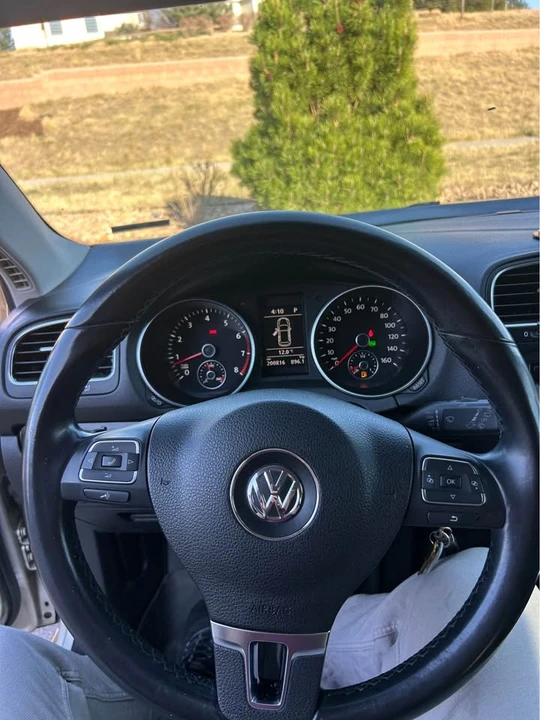 2013 Volkswagen A5 Jetta - Image 9 of 13