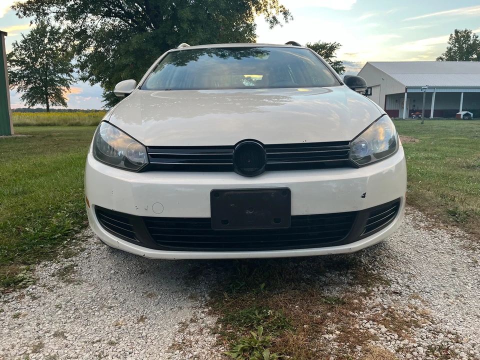 2013 Volkswagen A6 Jetta - Image 6 of 31
