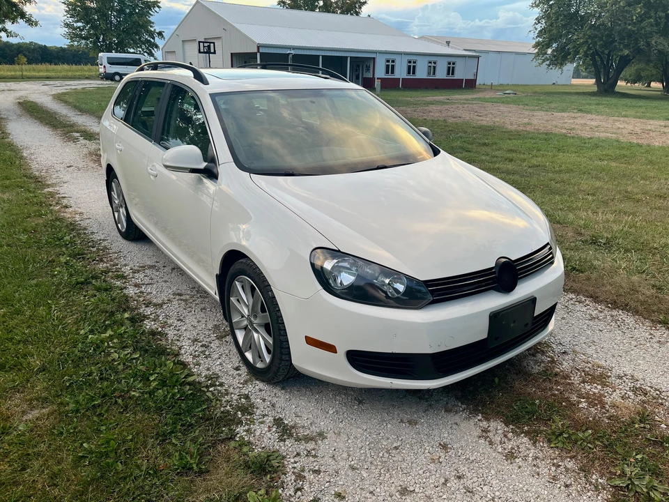 2013 Volkswagen A6 Jetta - Image 13 of 31