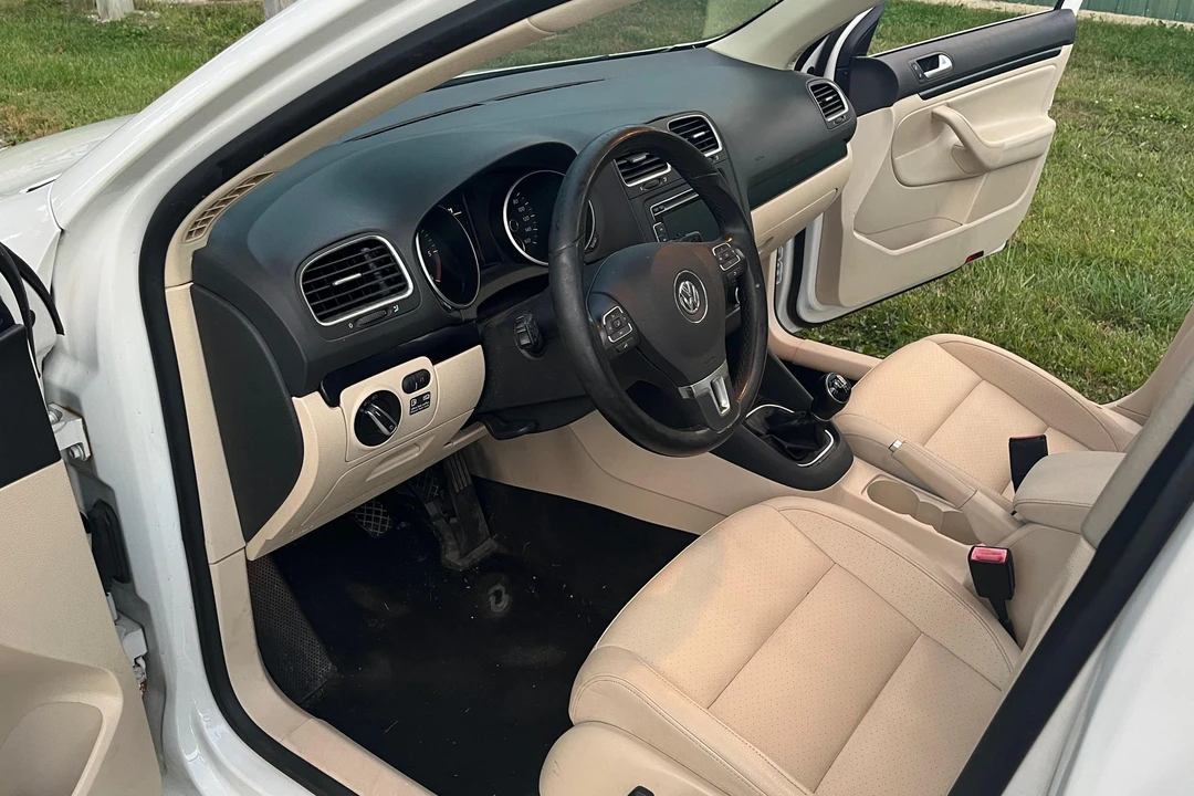 2013 Volkswagen A6 Jetta - Image 30 of 31