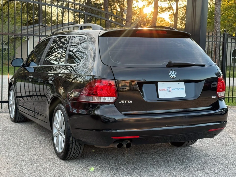 2013 Volkswagen A6 Jetta - Image 5 of 12