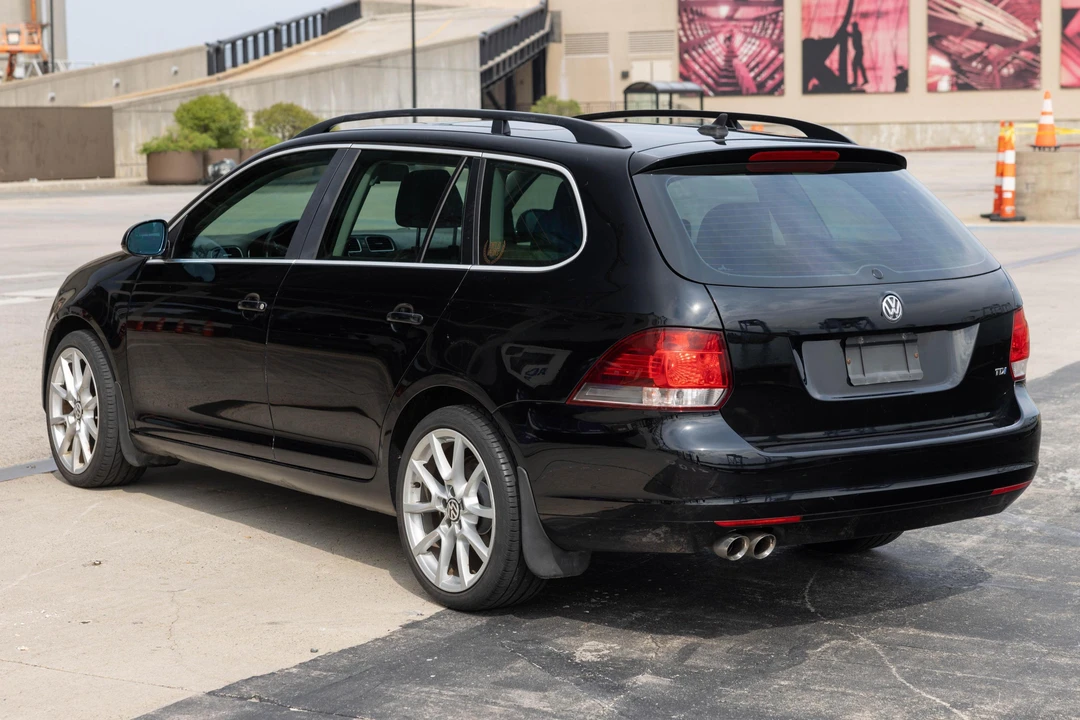 2013 Volkswagen A6 Jetta - Image 4 of 31