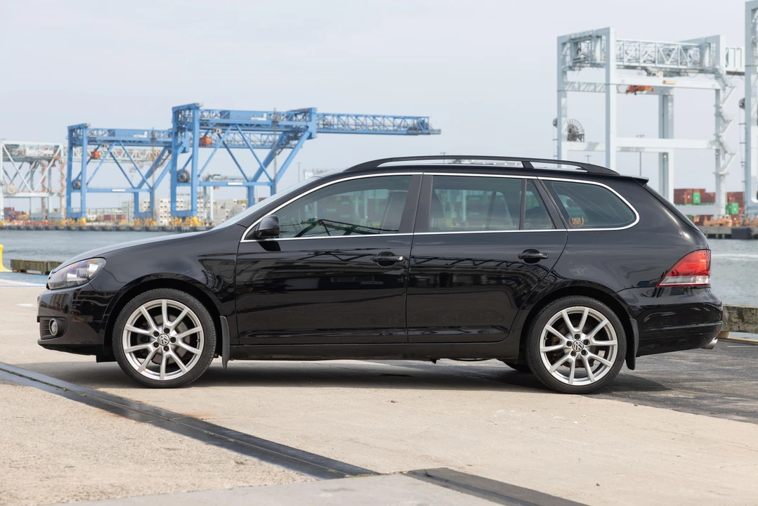 2013 Volkswagen A6 Jetta - Image 7 of 31