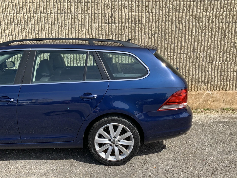 2013 Volkswagen A4 Jetta - Image 24 of 31