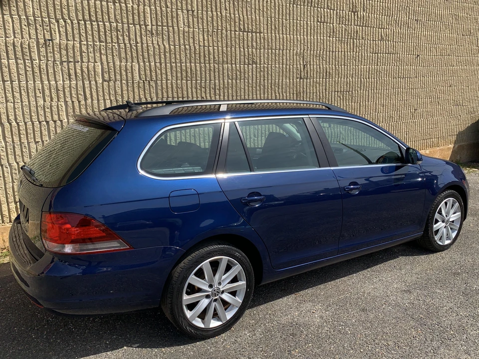 2013 Volkswagen A4 Jetta - Image 14 of 31