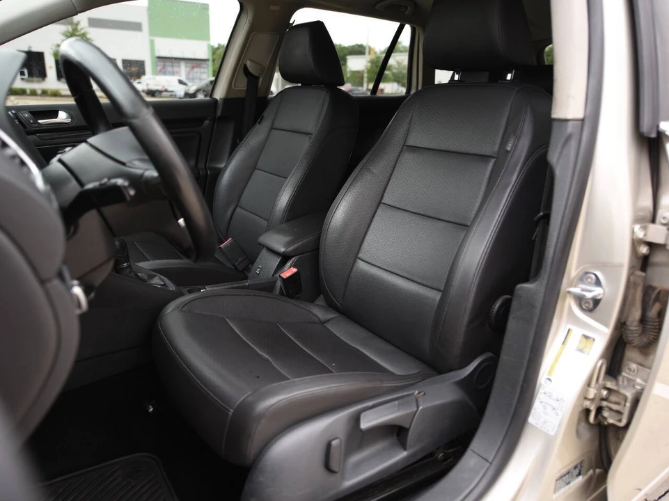 2013 Volkswagen A6 Jetta - Image 12 of 17