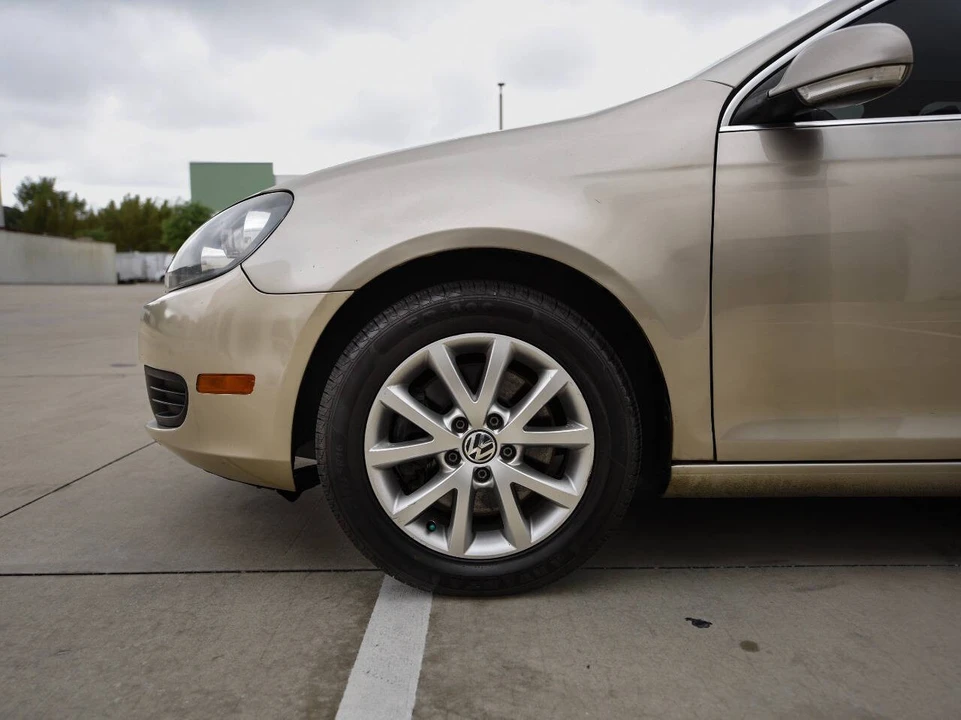 2013 Volkswagen A6 Jetta - Image 10 of 17