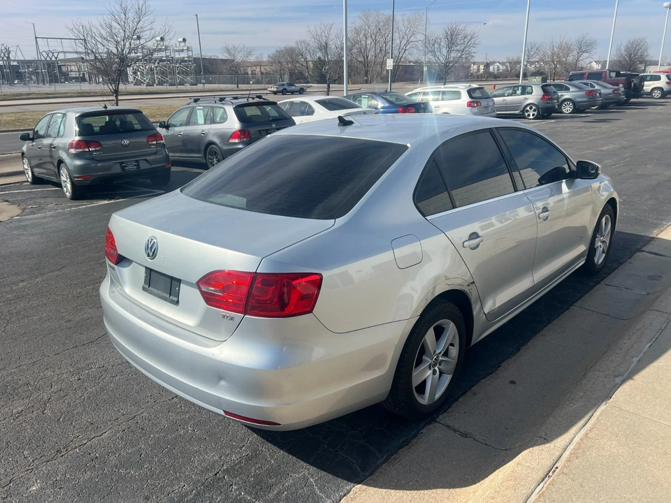 2013 Volkswagen A6 Jetta - Image 5 of 21