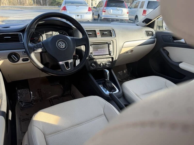 2013 Volkswagen A6 Jetta - Image 21 of 21