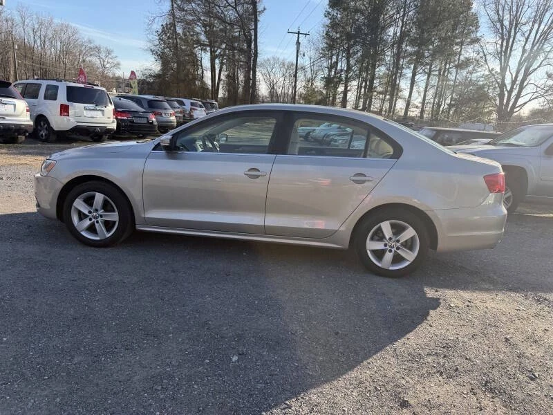 2013 Volkswagen A6 Jetta - Image 11 of 21