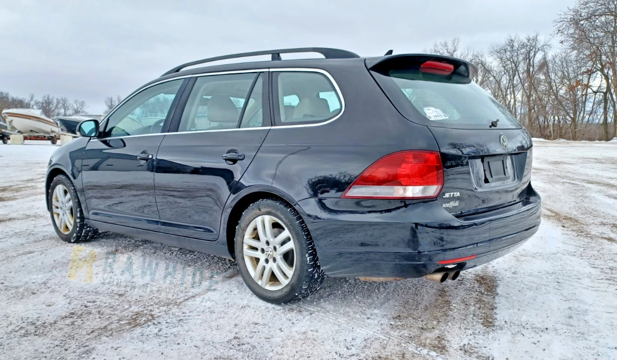 2013 Volkswagen A6 Jetta - Image 3 of 21