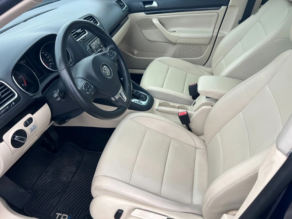 2013 Volkswagen A6 Jetta - Image 9 of 20