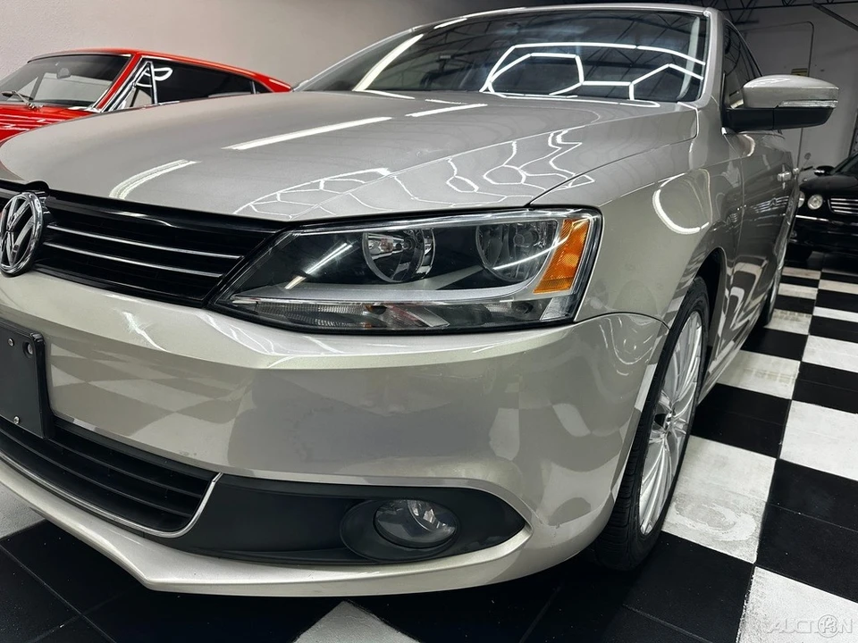 2013 Volkswagen A6 Jetta - Image 6 of 21