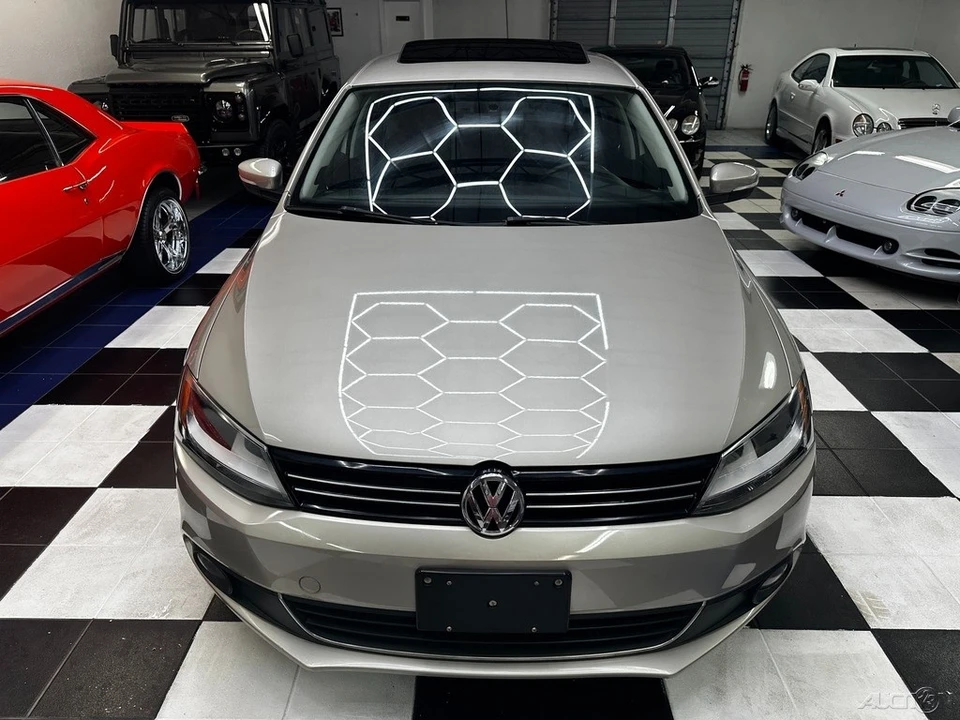 2013 Volkswagen A6 Jetta - Image 3 of 21