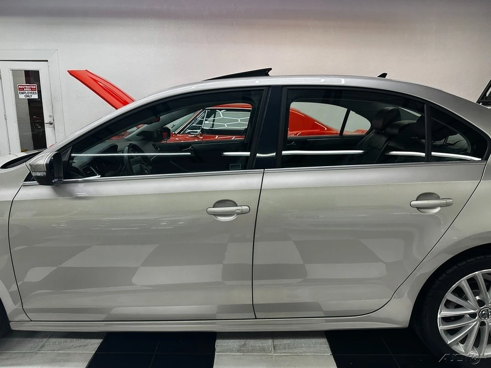 2013 Volkswagen A6 Jetta - Image 14 of 21
