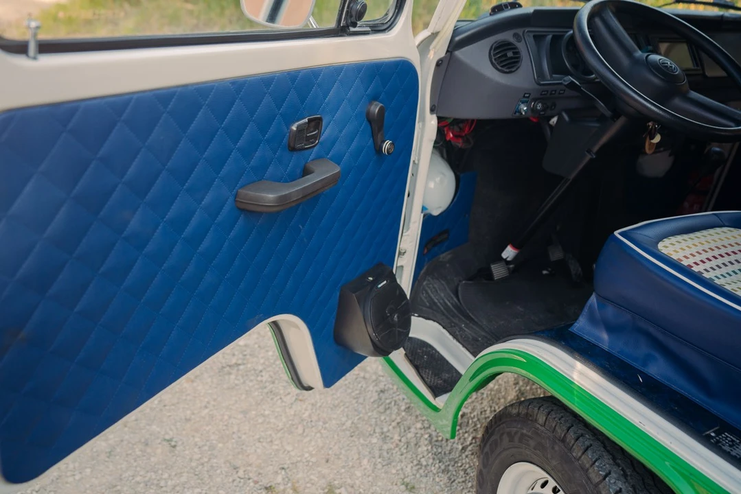 2013 Volkswagen Bay-Window Bus - Image 23 of 30